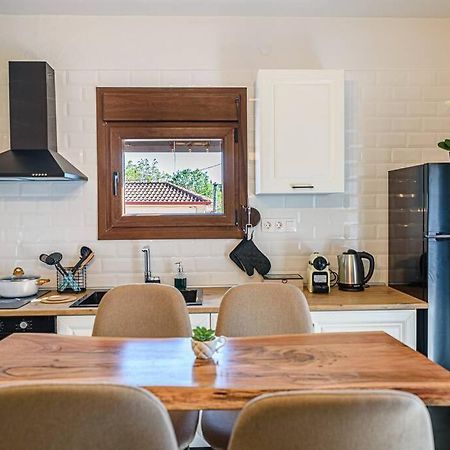 Melina'S Cosy Appartment Argalastí Ngoại thất bức ảnh
